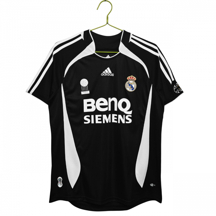 Real Madrid 2006/07 Away Retro Kit